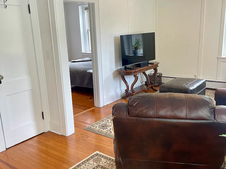 306 Piermont Ave — Photo 4