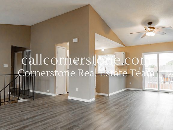 3rd image of 2570 Clarendon Dr