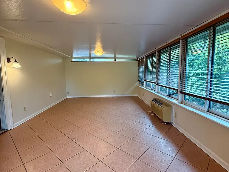 3150 Highland Grove Dr — Photo 21