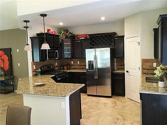 3rd image of 365 Aidan Gordon Cir