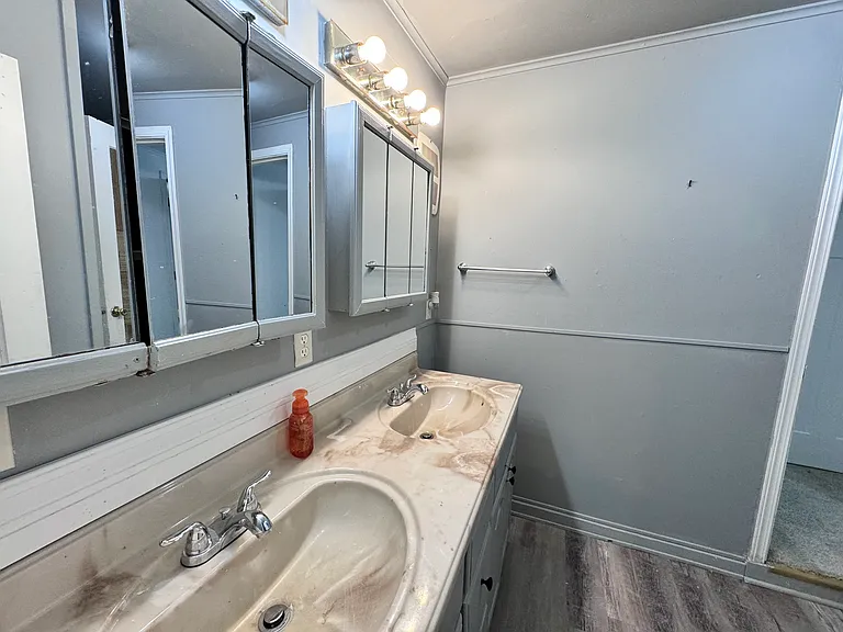 9014 24th Ave SW — Photo 7