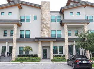 10473 NW 82nd St #7, Doral, FL 33178