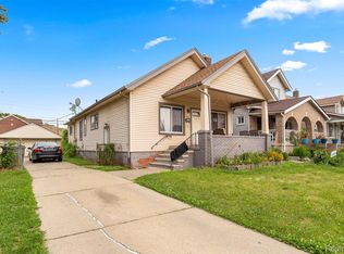 7457 Kendal St, Dearborn, MI 48126