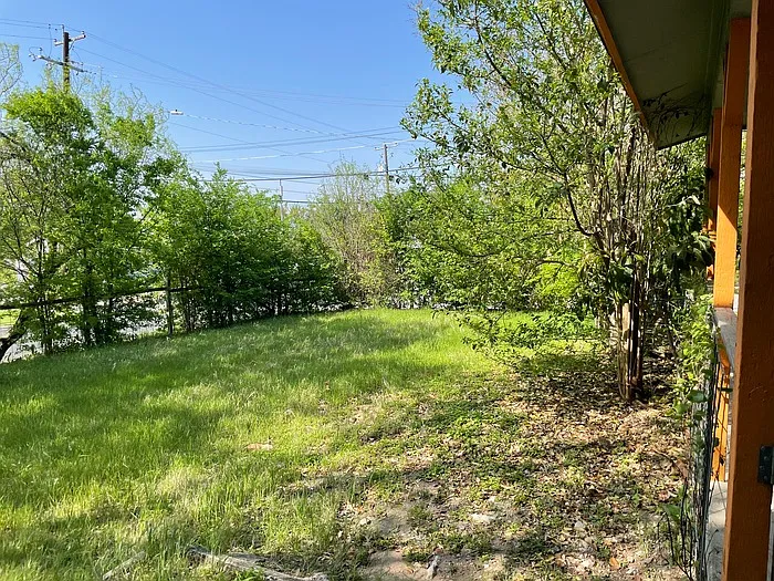 1601 Taylor Gaines St #B — Photo 10
