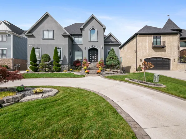 1750 Sadie Shore Dr, Commerce Township, MI 48382