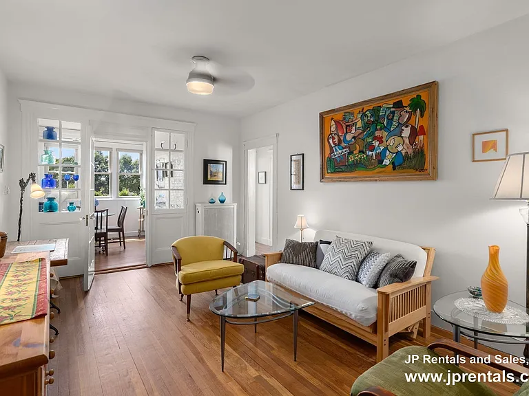 335 S Huntington Ave #12 — Photo 7
