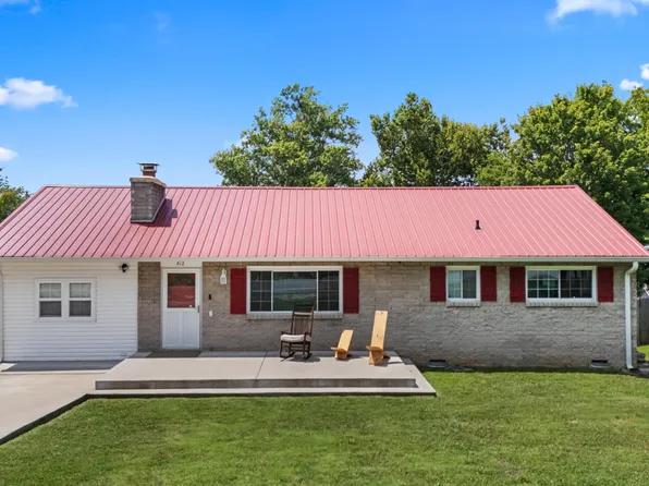 812 Brown Ave, Kingston, TN 37763
