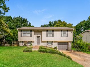 2600 Streetman Cir, Birmingham, AL 35235