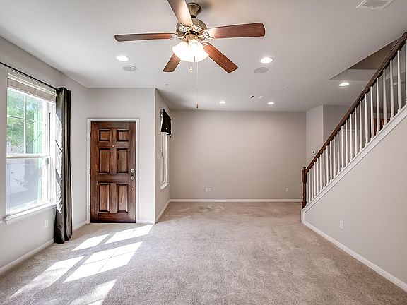 4th image of 7220 Wyoming Springs Dr Unit 1203