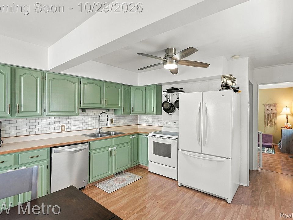 2471 Brickley St, photo 11