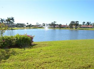 5970 Amherst Dr #104, Naples, FL 34112