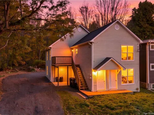 169 Forest Hill Rd, Fredericton, NB E3B 4K2