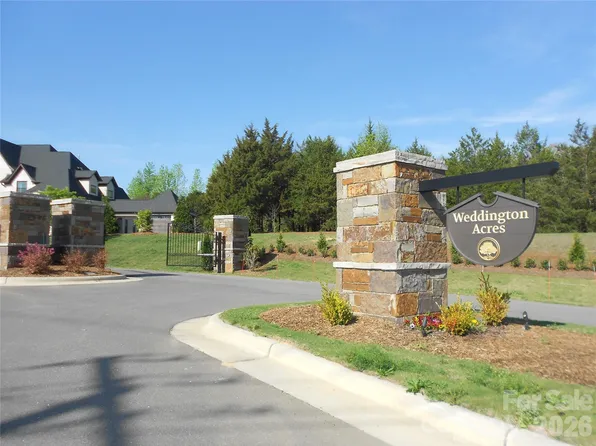 2017 Boswell Way, Matthews, NC 28104