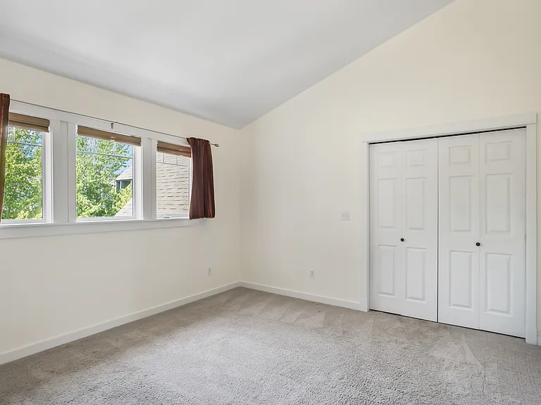 78 SW Allen Rd #3 — Photo 12