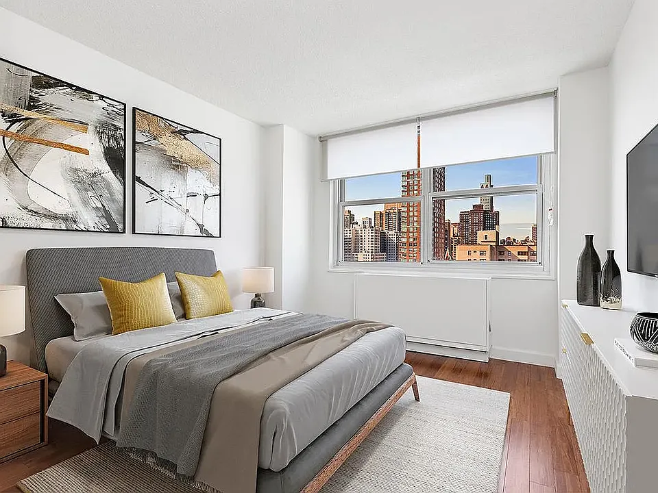 1675 York Ave #32C