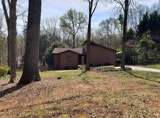 5521 Carving Tree Dr, Harrisburg, NC 28075