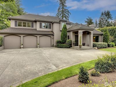 9011 Points Drive NE, Clyde Hill, WA, 98004