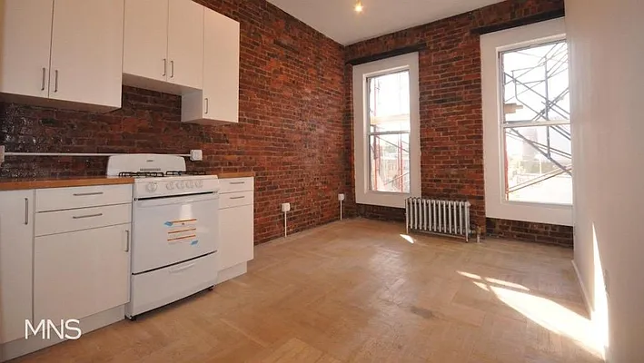 Rented by MNS | media 13