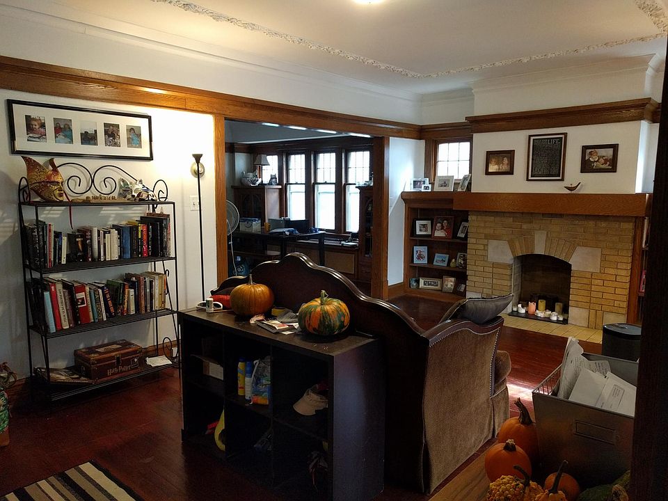2nd image of 3916 N Farwell Ave