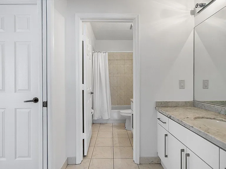 2013 Harbor View Cir — Photo 33