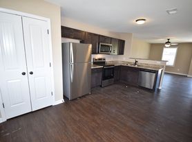 2 Bedroom Pet Friendly Townhomes For Rent Near Post!