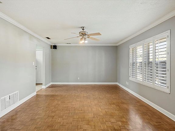 5th image of 1128 Winifred Dr