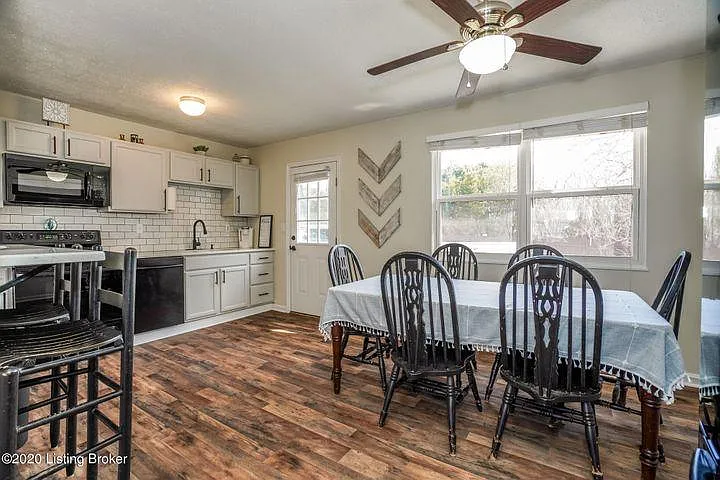 5203 Baywood Dr — Photo 6