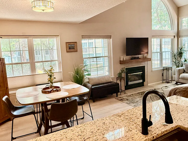 5714 W Atlantic Pl — Photo 9