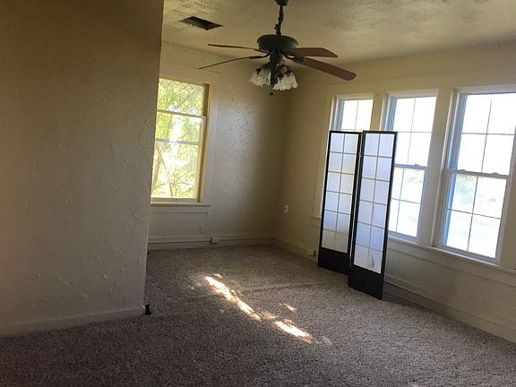 4th image of 205 Forest Ave