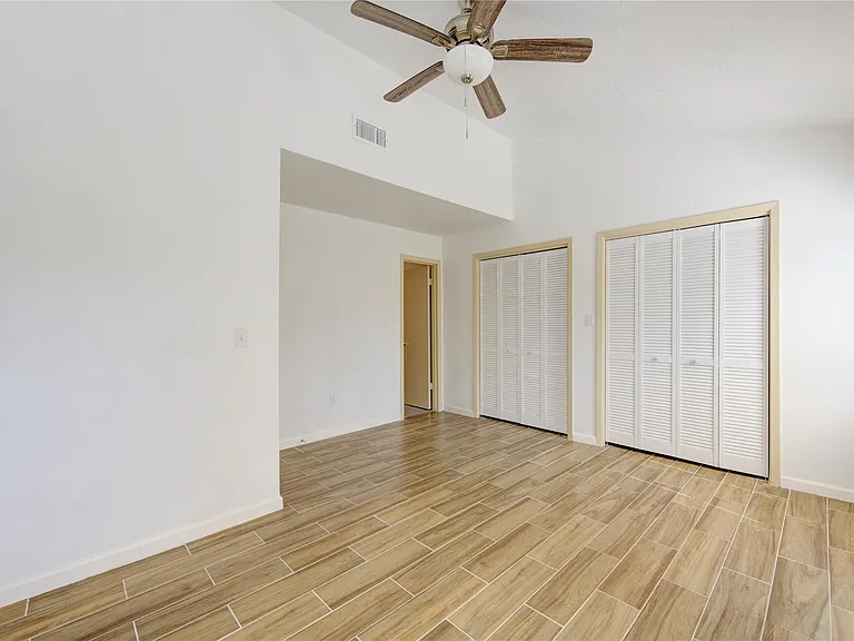 4403 Willow Beach Dr — Photo 16