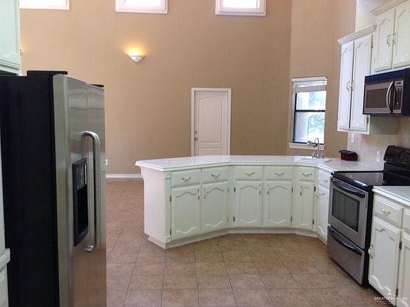 3rd image of 2506 San Luis Cir