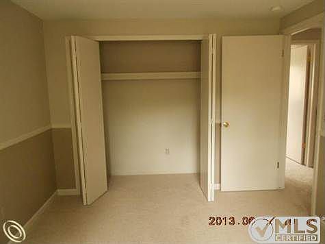 2ndBedroom3.JPG