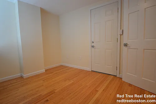 1801 Beacon St #2 Photo 1