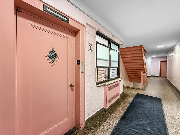 1685 E 5th St #5H — Photo 9
