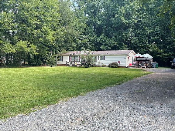 2nd image of 5601 Henderson Cir