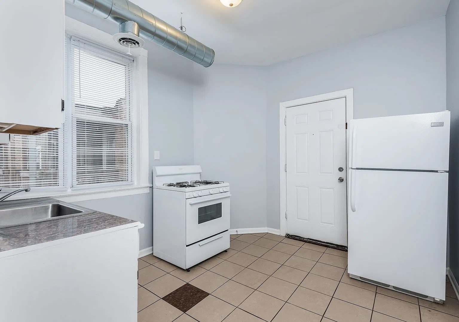 4457 S Indiana Ave. — Photo 3