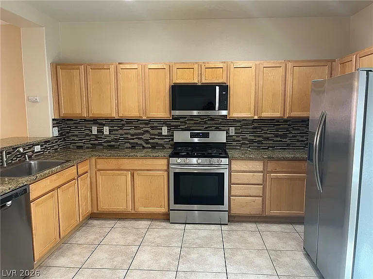 10922 Moonbeam Glow Ln — Photo 15
