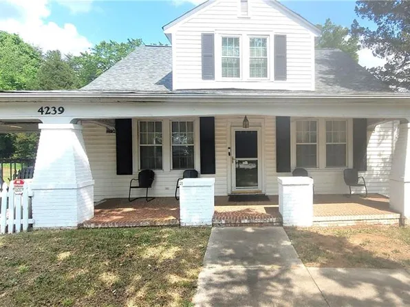 4239 Carver School Rd, Winston Salem, NC 27105