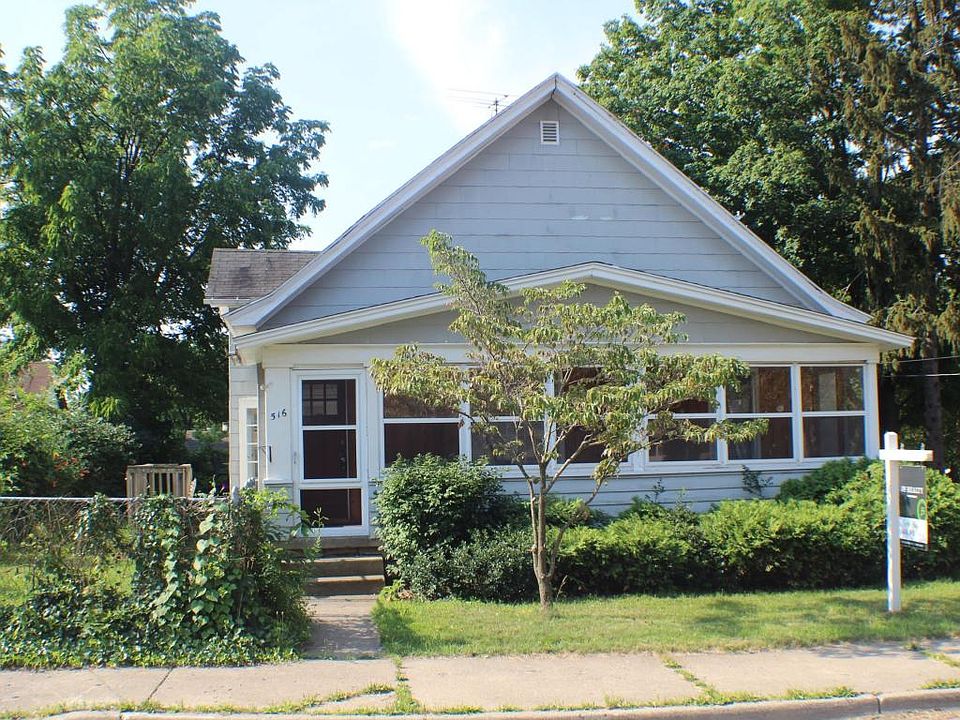 1st image of 516 Quimby St NE