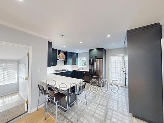 5th image of 454 S Joanne Ave