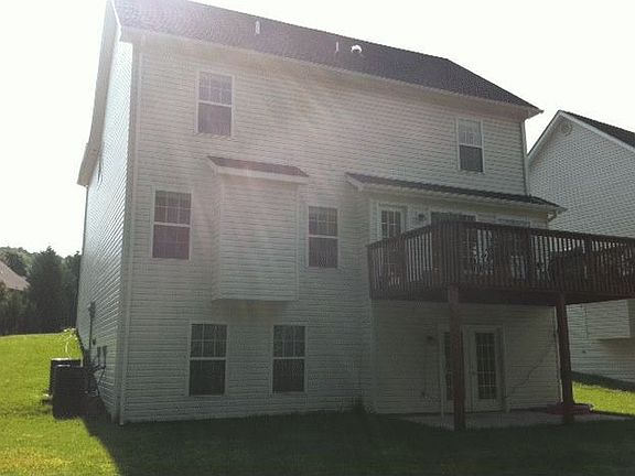 3rd image of 4362 Faircrest Ln