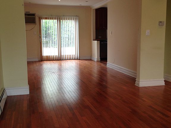 5th image of 32 Onondaga St #0
