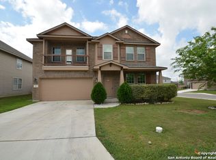 8802 Olmstead Park, Converse, TX 78109