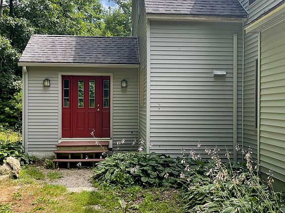 3rd image of 88 Aten Road