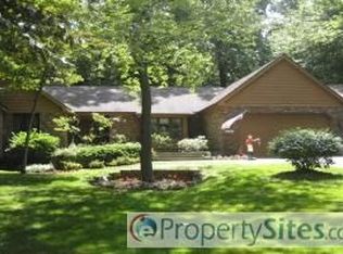 6345 Maple Leaf Ave, Kalamazoo, MI 49009