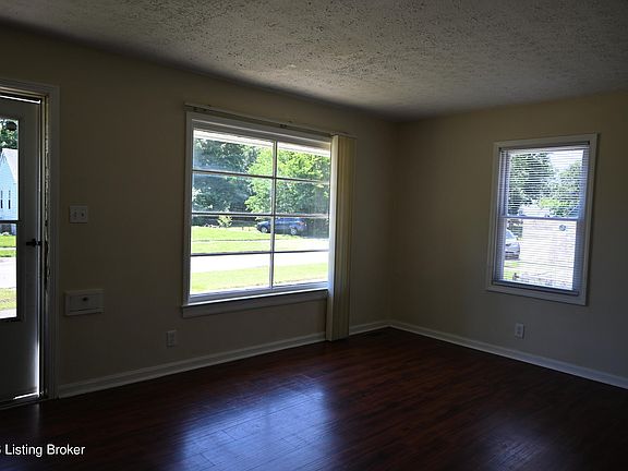 2nd image of 1627 Thornberry Ave