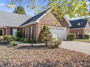 727 Stonetrace Dr, Murfreesboro, TN 37128