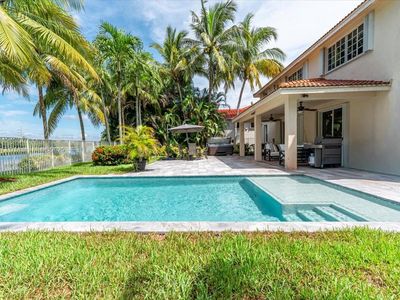 2547 Hunters Run Way, Weston, FL, 33327