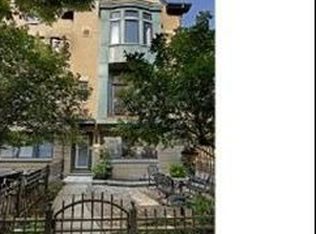 22 S Throop St, Chicago, IL 60607