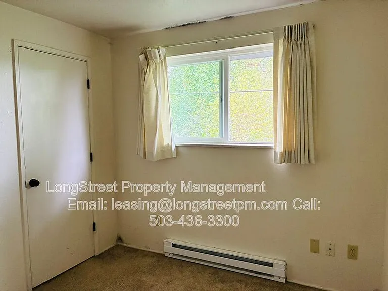 933A NW Sequoia Ave — Photo 16